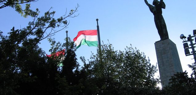 Der gefährliche Trend zu autoritärer Herrschaft: Politische Risiken für Unternehmen in Orbáns Ungarn